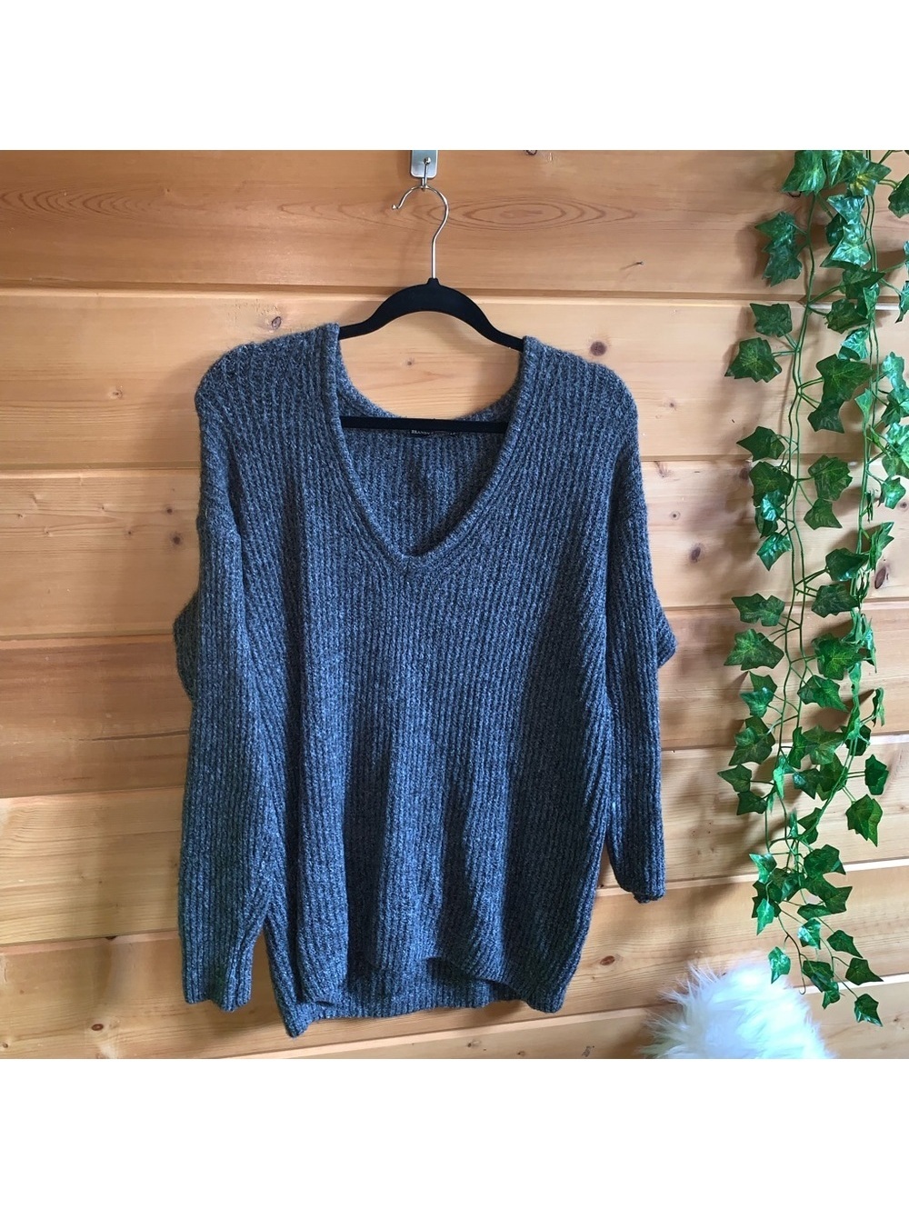 Brandy Melville Gray Sweater